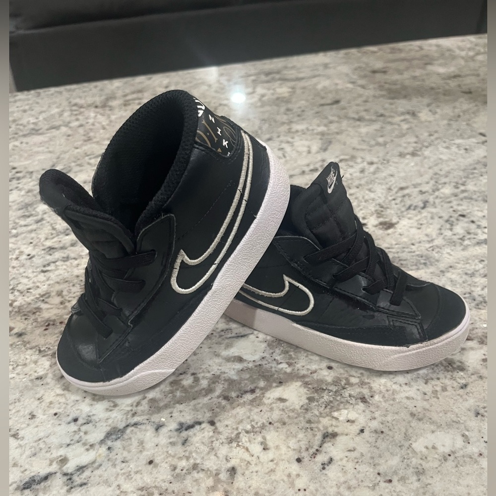 Nike Kids Black and White Shoes